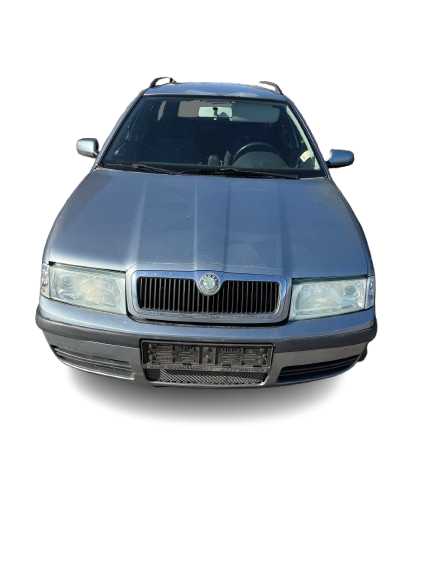 Předek Škoda Octavia 1 facelift