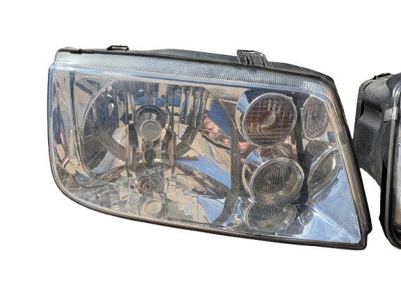 Přední světla VW Bora